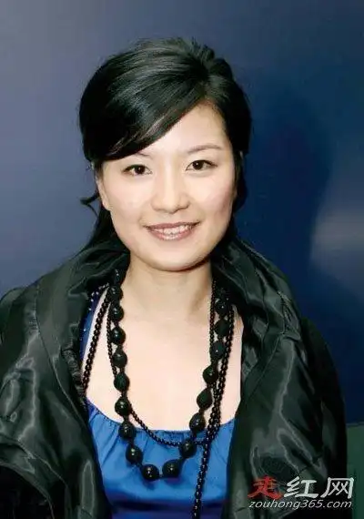 上海电视台主持人陈蓉老公个人资料简介姓名没有透露过