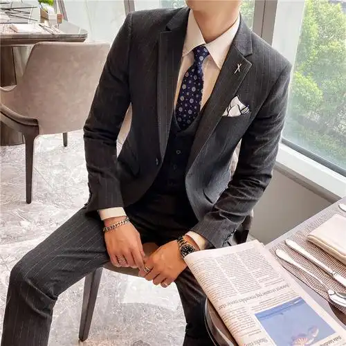 西服套装男条纹商务正装韩版潮流修身帅气新郎结婚礼服西装三件套