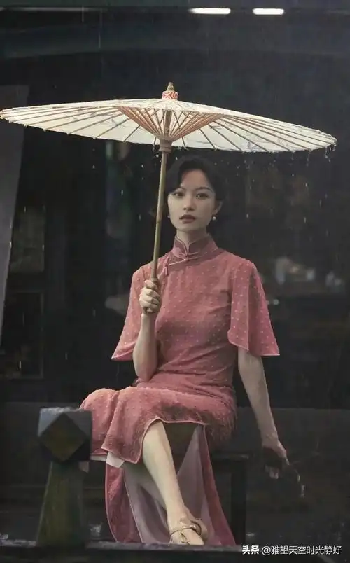 国内女明星民国风旗袍大赏 举手投足间,温婉大方