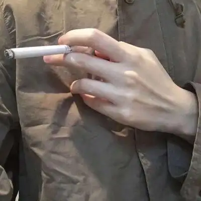 分类:潮流/冷酷/抽烟顶下踩下