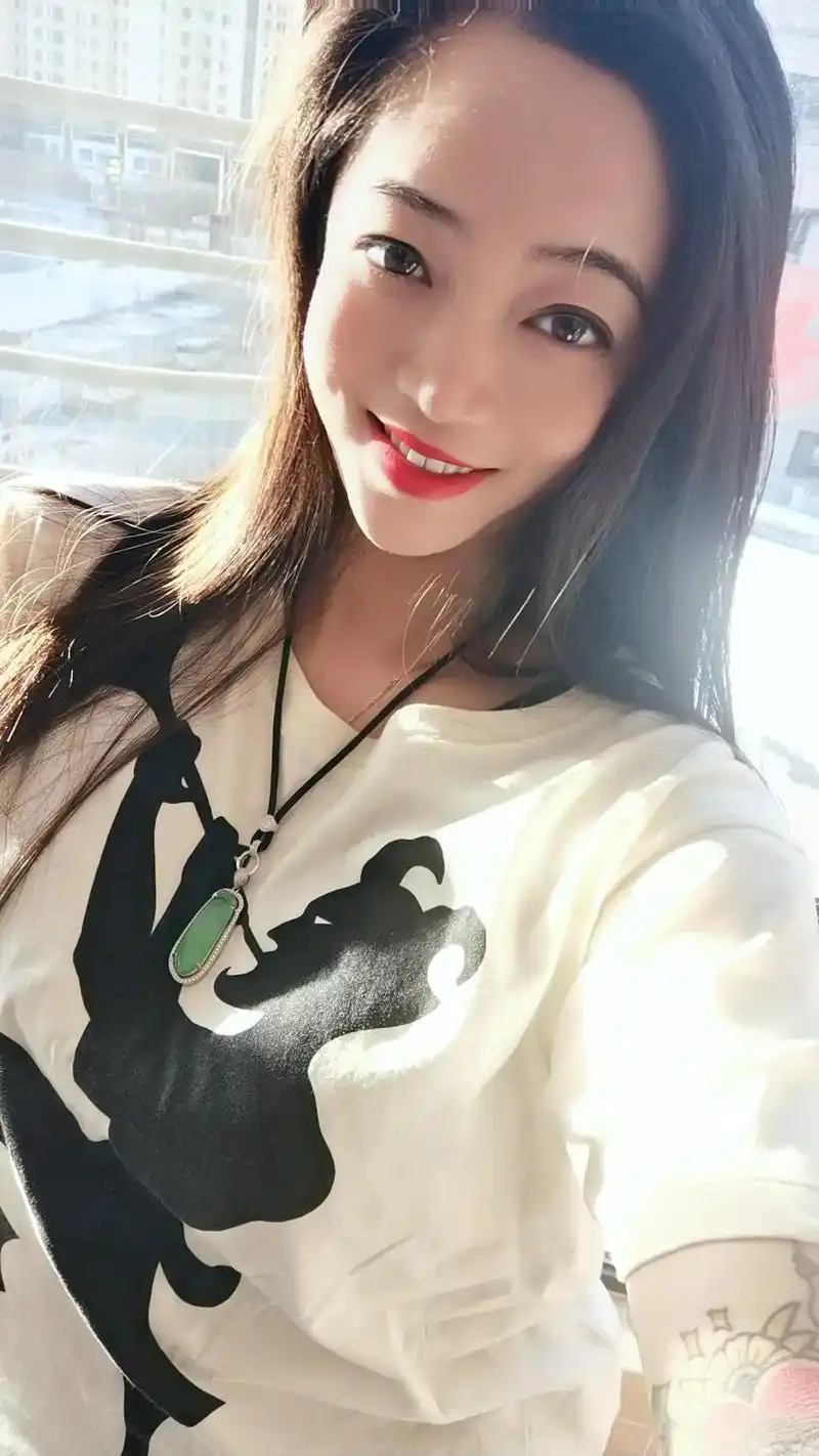 "漂亮的女人迷死人,撒娇的女人勾死人,可爱的女人甜死人,会说 - 抖音