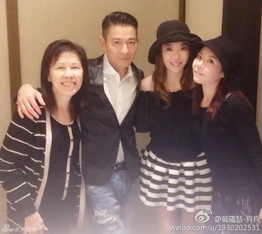 组图:刘德华为恩师戴思聪女儿庆生 被赞念旧情_港台音乐_音乐-超级