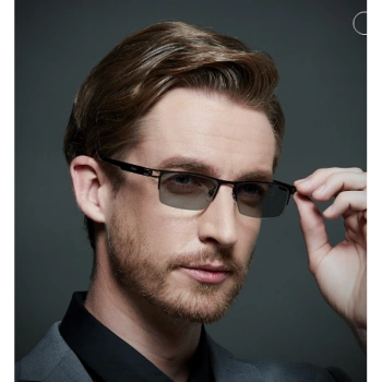 德国进口智能变焦变色老花镜男远近两用高清自动调节度数老光眼镜枪色