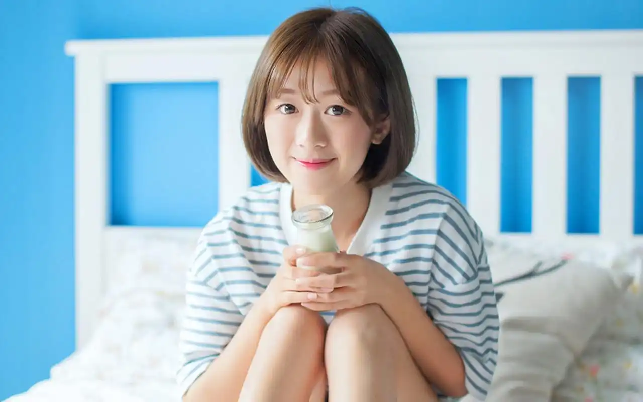 壁纸 清纯美少女慵懒可爱私房写真图片桌面壁纸 上一张 下一张 简介