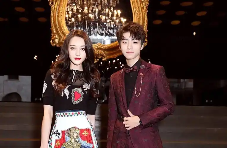 迪丽热巴王俊凯同框dolcegabbana太懂女人