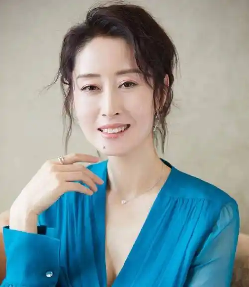 演员刘敏涛:嫁豪门独守空房,7年后净身出户,谈感情伤心落泪_婚姻_生活