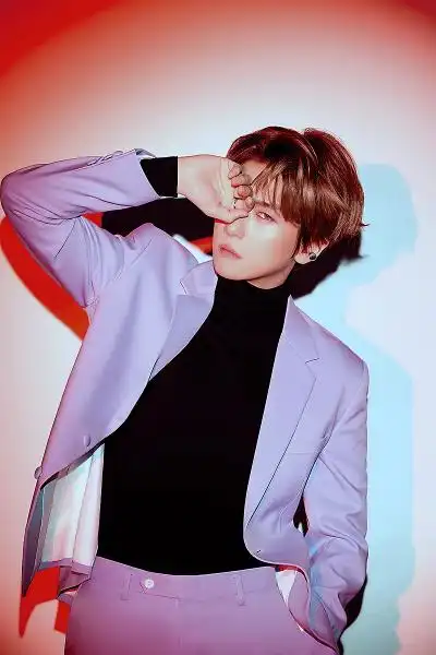 边伯贤  love shot预告精修|logo