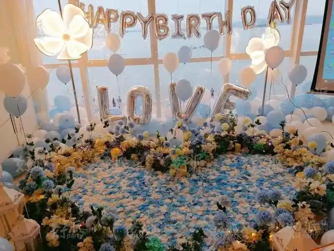 西安餐厅生日现场布置图片西安餐厅生日布置场景照片