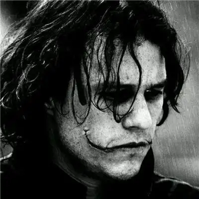 希斯莱杰小丑高清头像图片_www.qqtu8.com