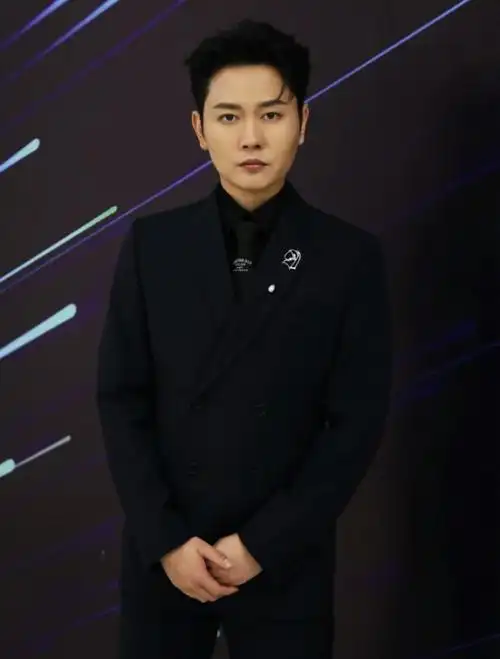 孟鹤堂我的救赎之翼