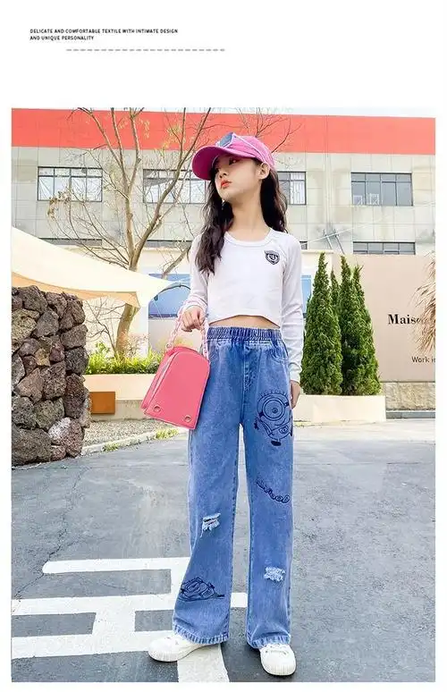 女童裤子舒适牛仔长裤女孩中大童宽松直筒春秋儿童卡通牛仔阔腿裤