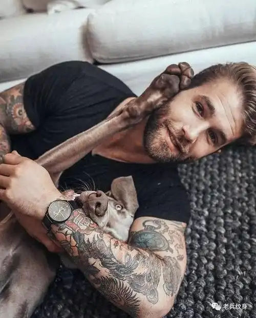 男人纹身纹什么好看图片大图_男人好看的纹身图片-独家报道