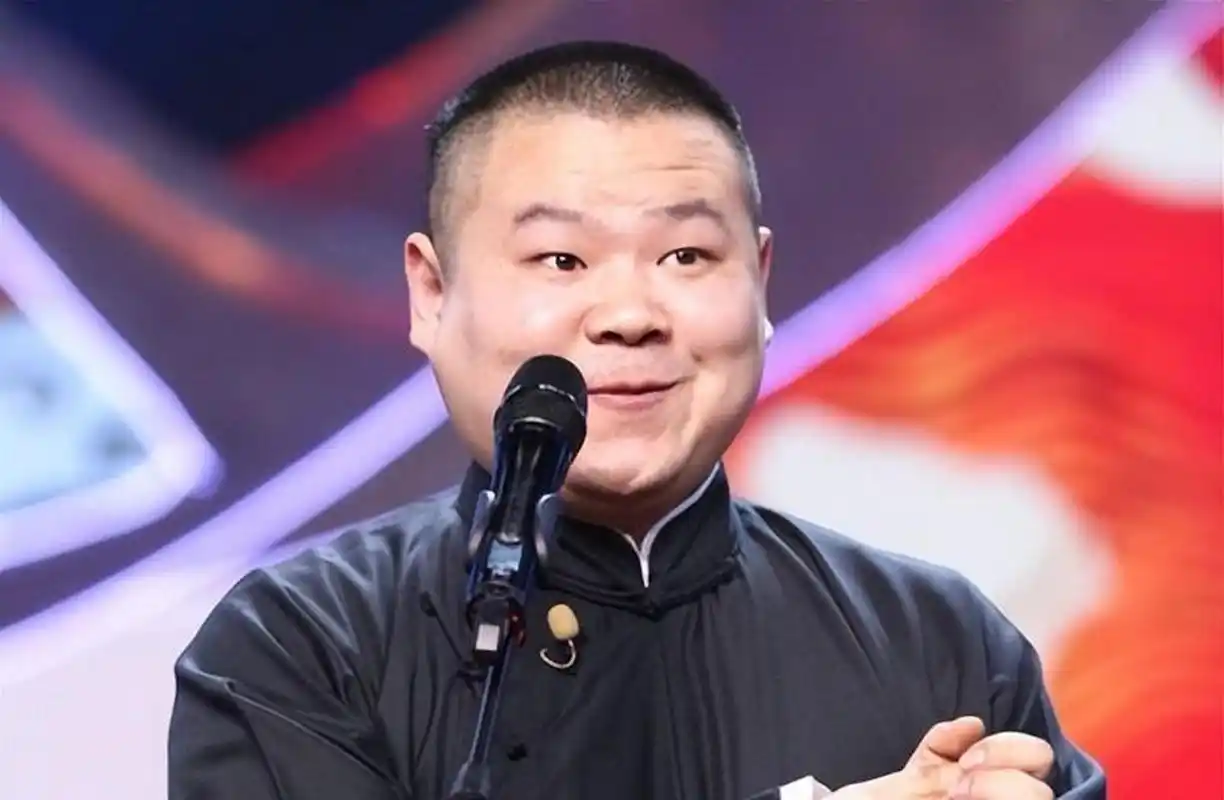 2021年,德云社发"年终奖",岳云鹏拿到80万现金,以及1250克的金条,这么