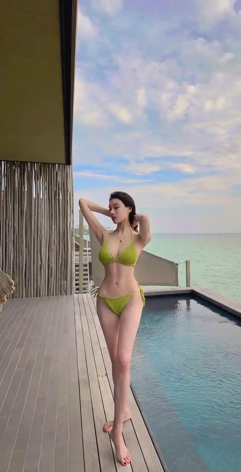 微胖美女图鉴4.论健身对身材的影响#比基尼泳装 #这样的身材 - 抖音