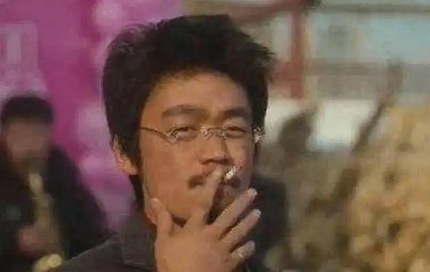 被观众认可的5个镜头:王宝强抽烟,周星驰的苦笑,侯勇的忏悔