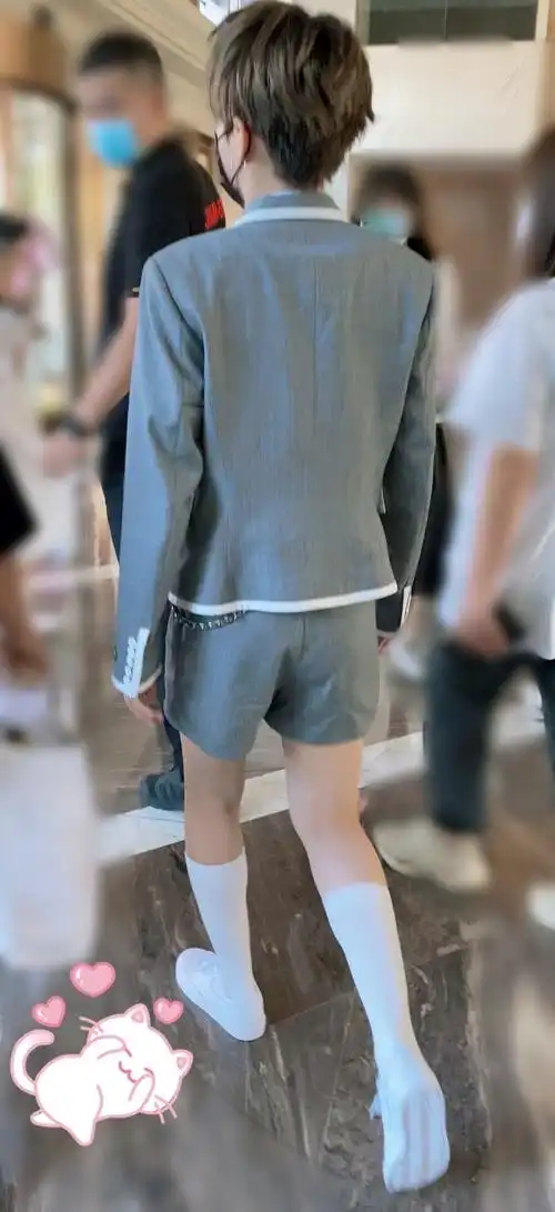 刘雨昕的腿腿子00