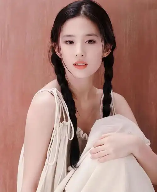 刘亦菲 做一个真诚的人好幸福