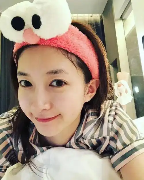 看到"素颜"下的江疏影,我知道了明星和普通人之间的差距!