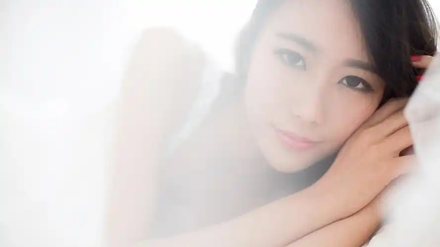 女神邓雪sweet4k桌面壁纸