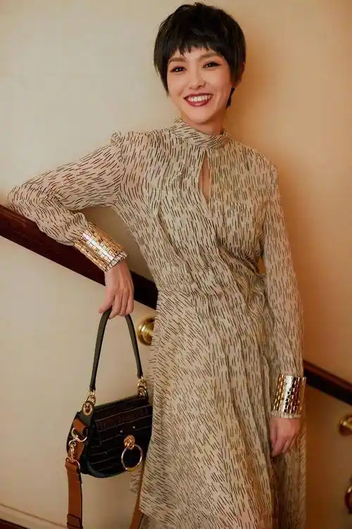 最后一位惊艳到我了_气质_孙俪_女明星