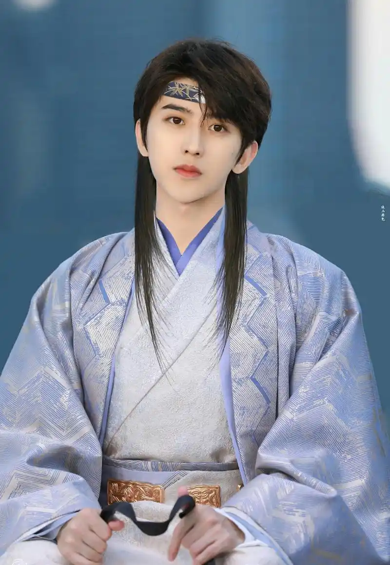 蔡徐坤接古装剧了定妆照曝出后尴尬了谁