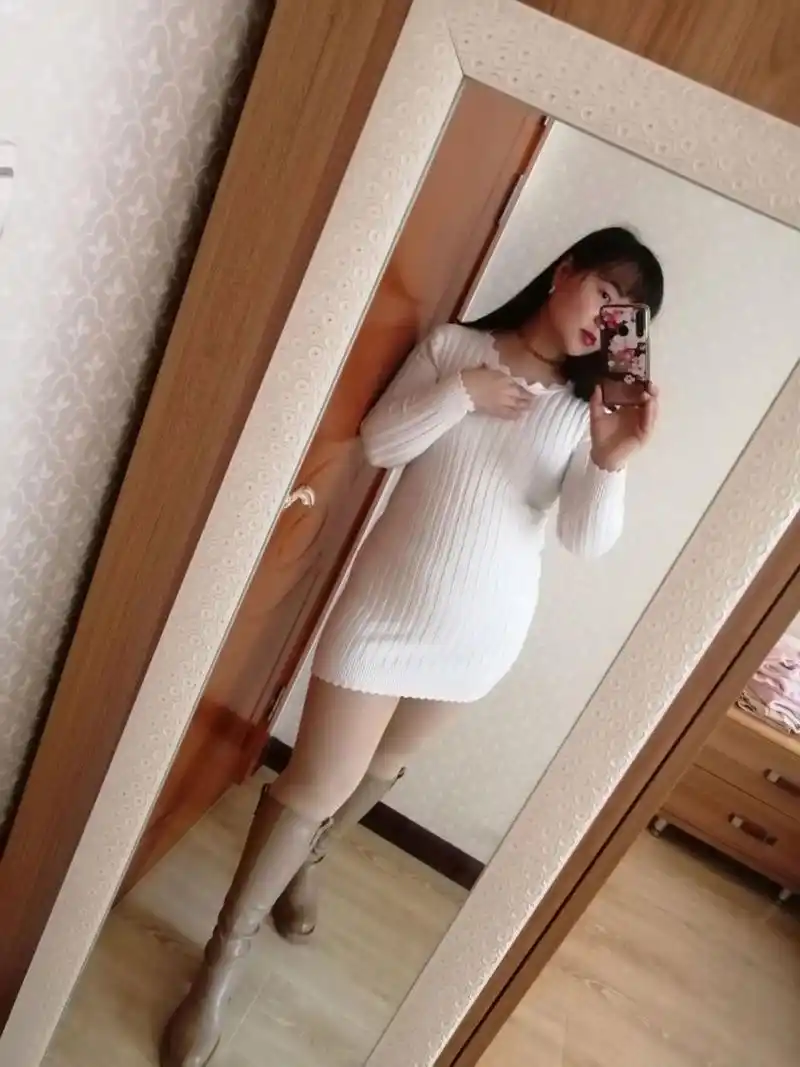 160cm140斤可以觍着脸说自己微胖吗?