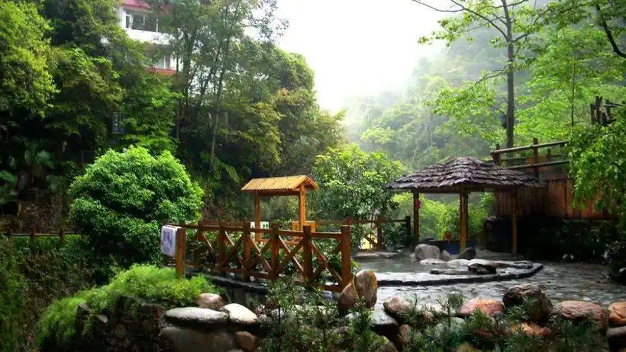 一分钟带你游遍龙胜温泉