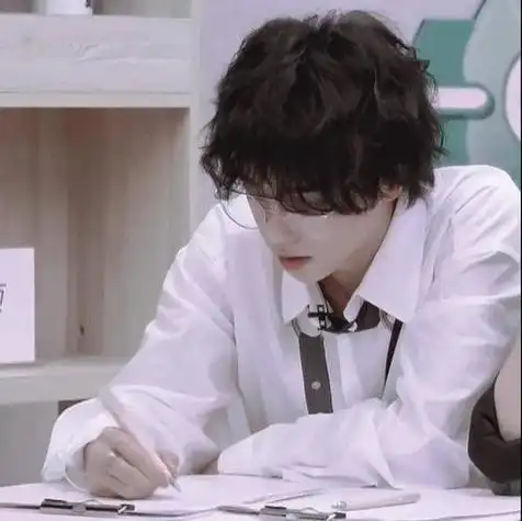 十二星座头像华晨宇女生 天娱传媒为啥把头像改成华晨宇-神机妙算网