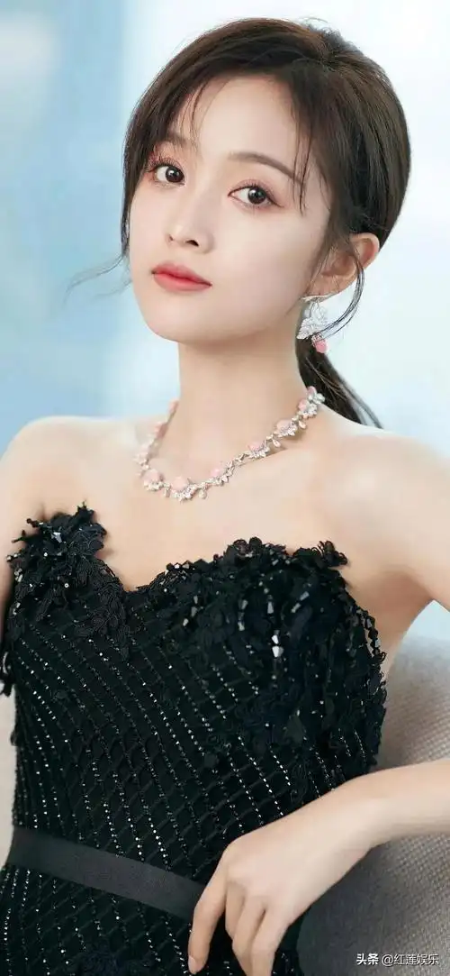 吴宣仪个人资料及简介(1995年出生海南海口,火箭101成员,见识一下海南