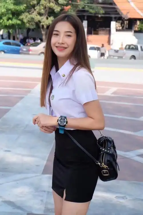 泰国女生校服有一种最性感的青春叫做泰国校服