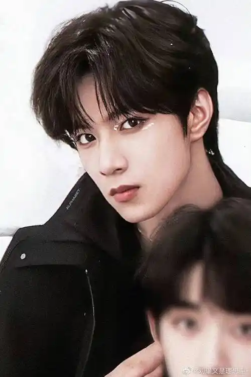 刘耀文!我准备好尖叫和欢呼了!@时代少年团-刘耀文「刘耀文微博之夜」