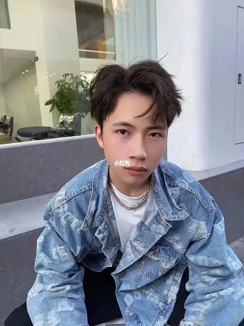 韩式纹理烫95三七分