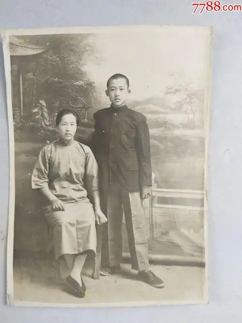 民国时期母子情深合影-老照片-7788钢笔收藏