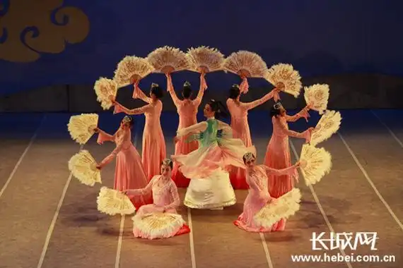 文化体制改革新硕果定兴王实甫大剧院投入运营