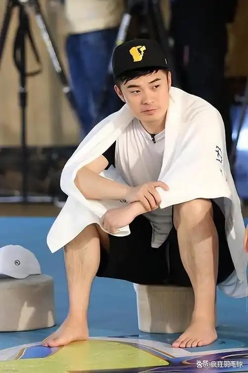 善恶终有报!国家终于出手,人民日报发声撕掉了这些明星的遮羞布