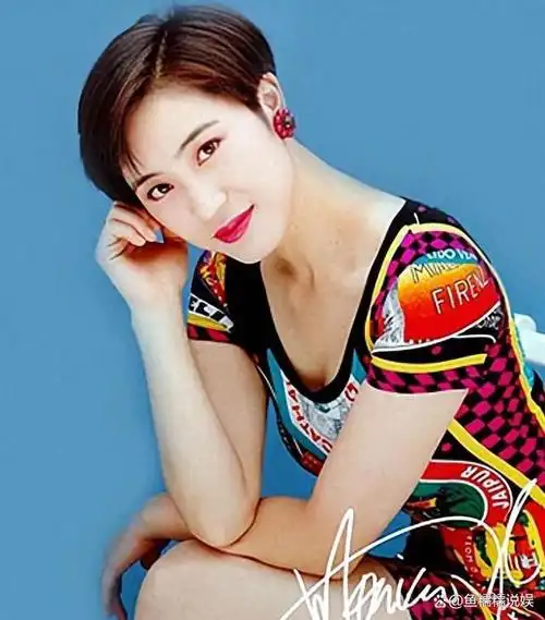 陈法蓉,一位有着独特魅力的香港明星,1966年10月28日在香港出生,祖籍