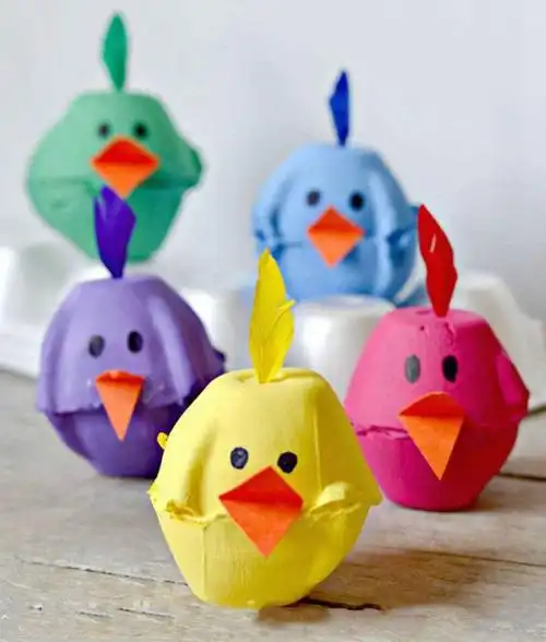 10个鸡蛋托盘的废物利用儿童手工小制作的方法教程