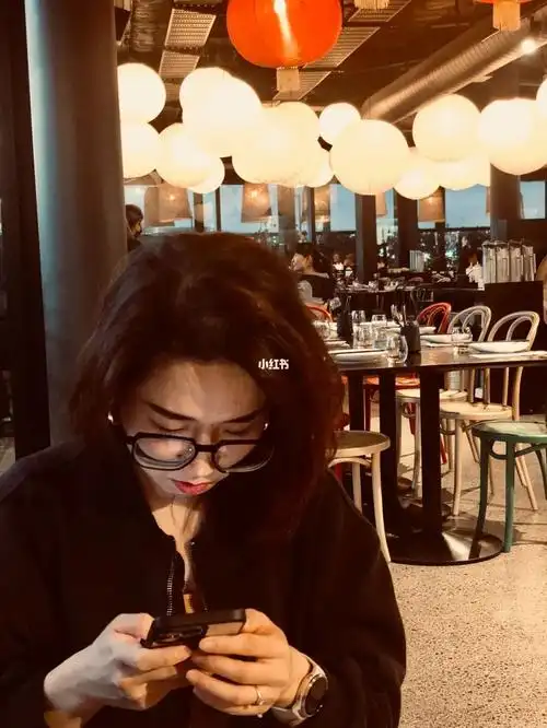 立一个小目标少看手机