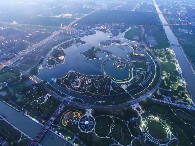 奉贤,正朝着"新片区西部门户,南上海城市中心,长三角活力新