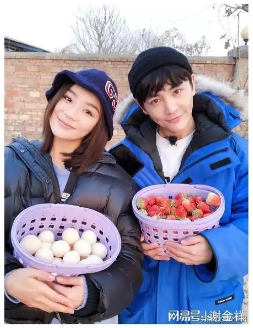 孙坚:父亲吸毒去世,继父脑瘤去世,他的笑容背后充满了辛酸