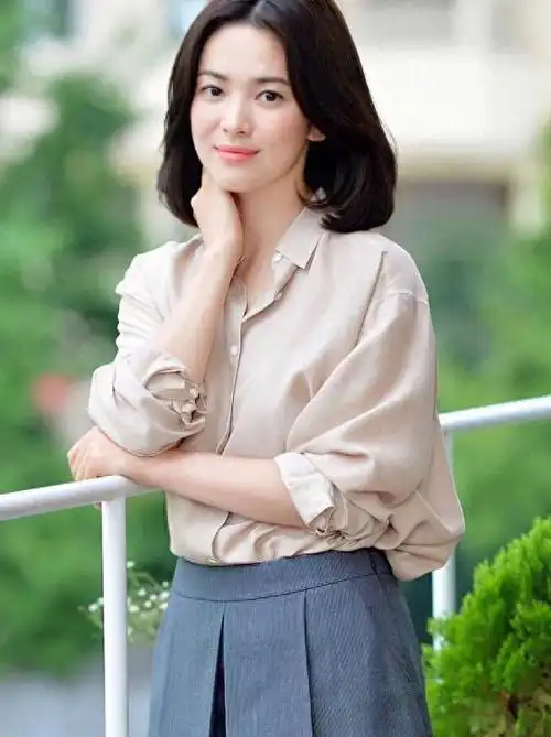 脸上有这3种"特点"的女人,短发会更女神!看宋慧乔就知道了