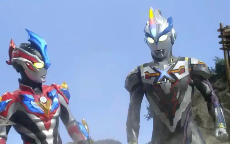 银河维克特利奥特曼登场!艾克斯使用幻影击败莫尔德!