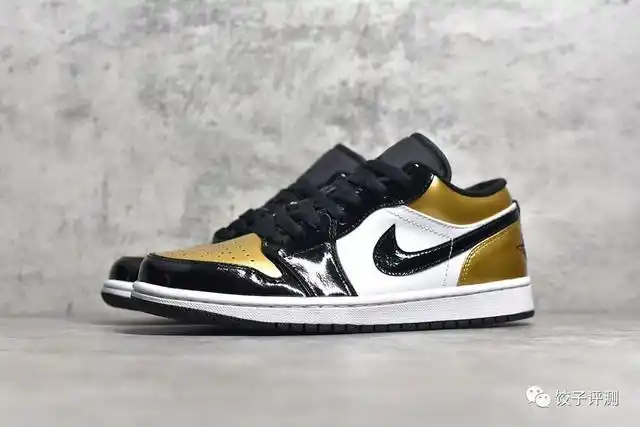 天价aj的替代品aj1 low黑金脚趾!