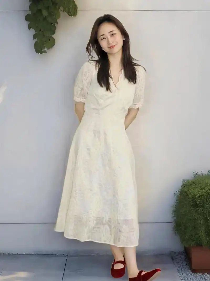 法式高端精致白色连衣裙!