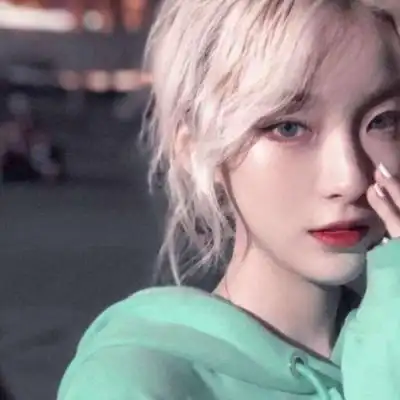 高冷女生头像侧脸霸气 2020女神高冷气质头像 - 女生头像 - 潮人个性