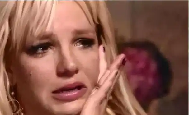 布兰妮被生父囚禁13年体内强制安装绝育器如今苦尽甘来了