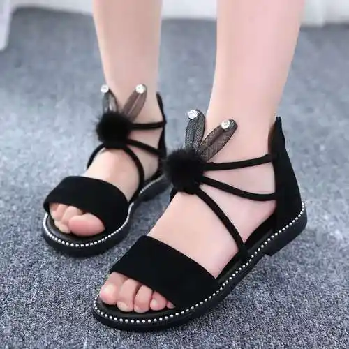 中大童凉鞋女学生