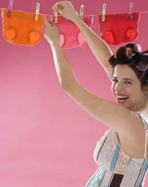 孕妈内裤上若出现这3种分泌物,要注意,多半是胎儿"不舒服"了_妈妈