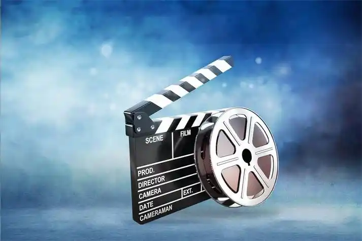 刘老师8年影视制作经验3年教学经验梁老师11年影视制作经验2年教学