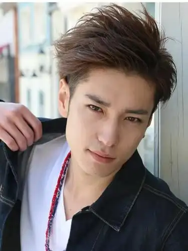 男士中发_微发型